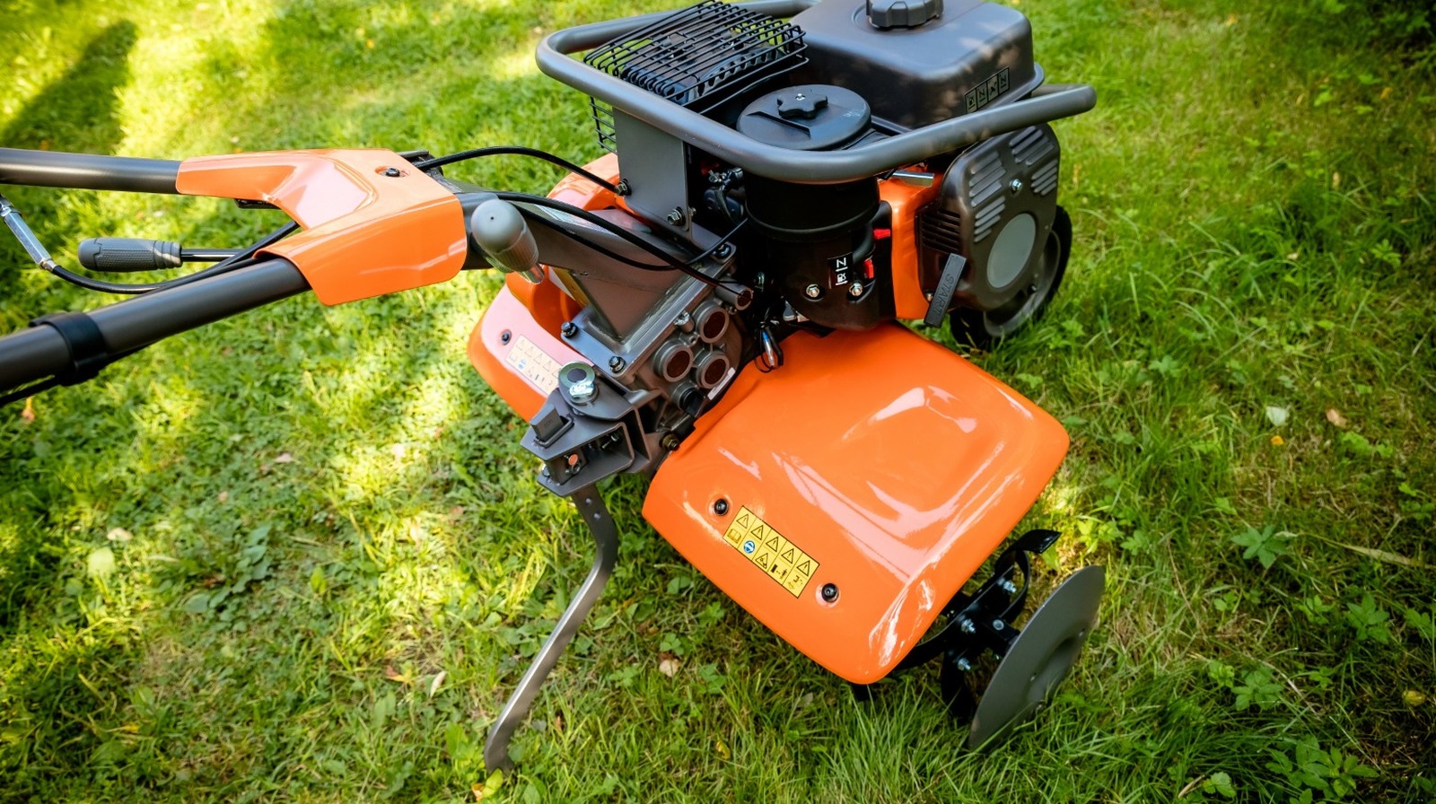 What You Need To Know Before Purchasing A Garden Tiller