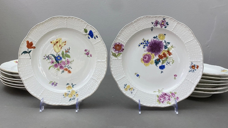 Herend dinner plate collection from 1910