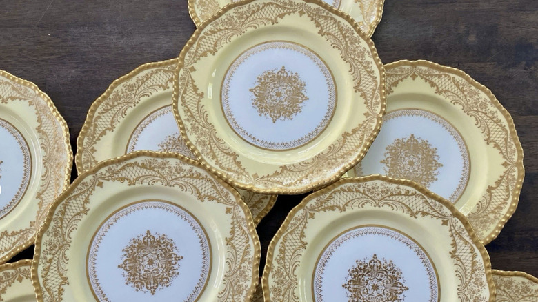 Royal Doulton dinner plates yellow with gold gilt