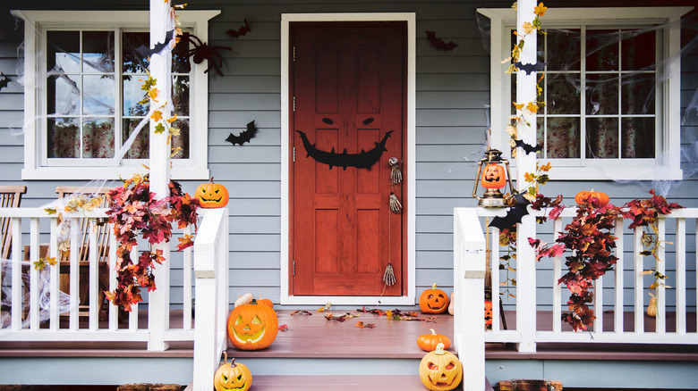 porch decorated for Halloween 