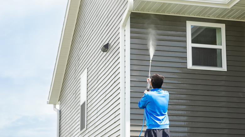 Soft washing house siding