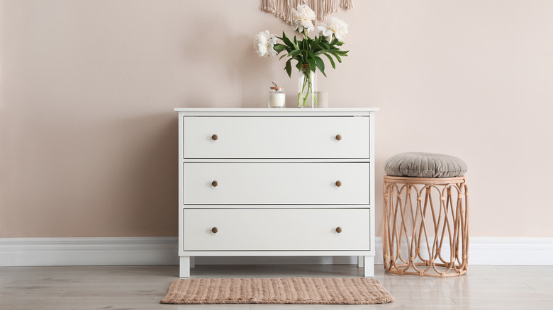 White wood dresser