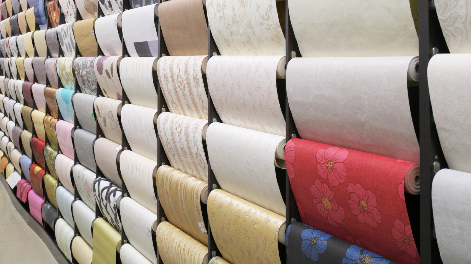 Which Furniture Store Has The Cheapest Wallpaper?