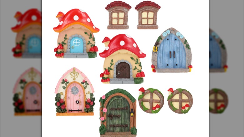 Fairy windows and doors made of resin