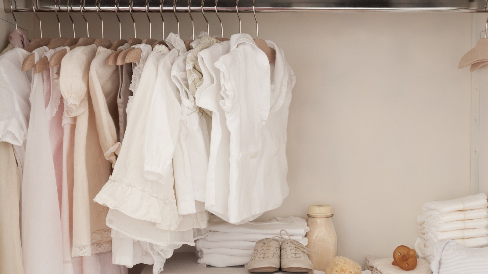 Why Dehumidifier Bags Are The Perfect Solution To Reducing Mold In Your