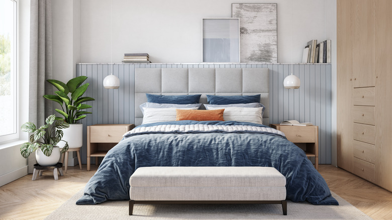 Bedroom with dual pendant lights