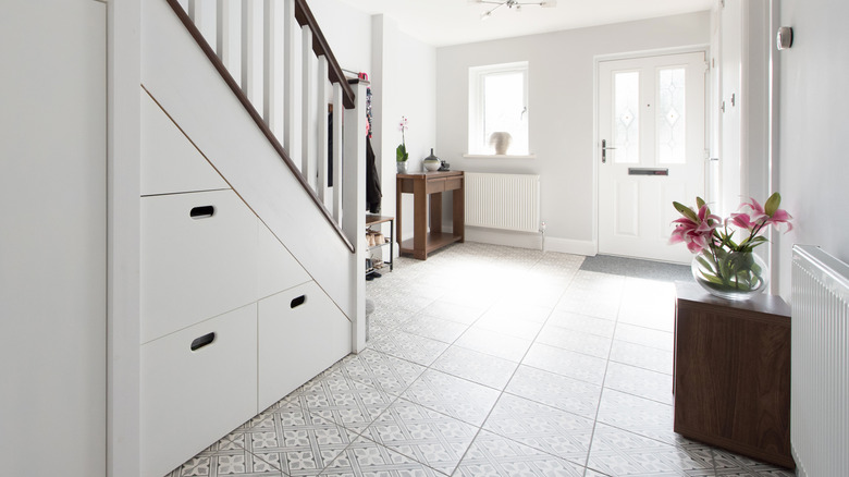 tiled hallway floor