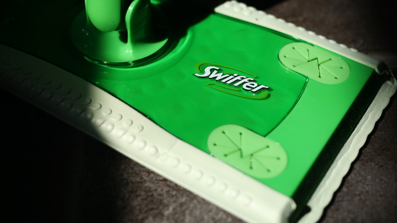 An up close of a Swiffer sweeper mop head