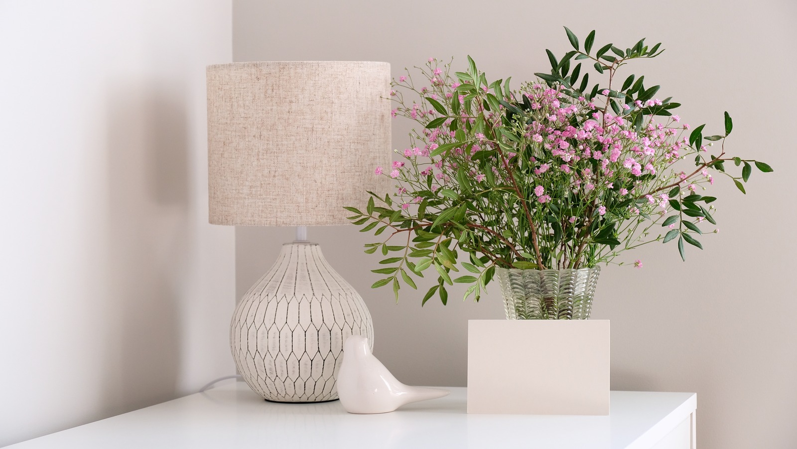 Why You Should Add A Table Lamp In Your Kitchen why-you-should-add-a-table-lamp-in-your-kitchen