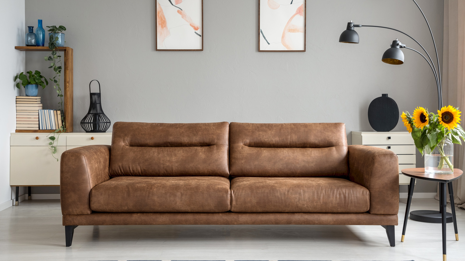 What You Need To Know Before Buying A Leather Couch