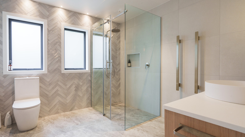 Small bathroom with a glass walk-in shower