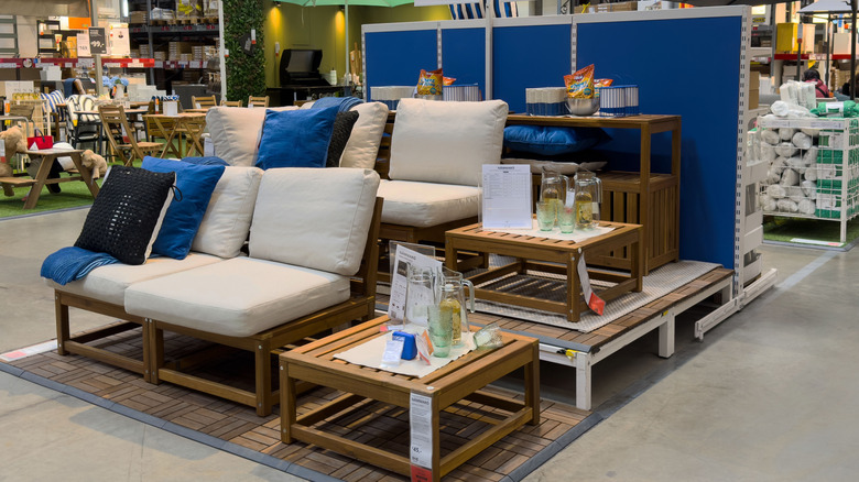 Patio furniture floor models on sale