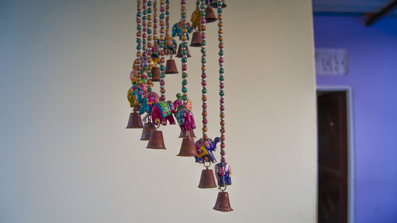 Strand of Chinese bells