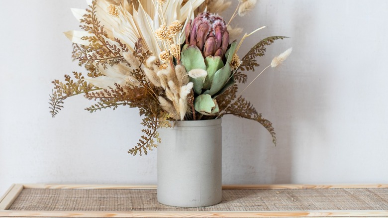 Bouquet of dried flowers