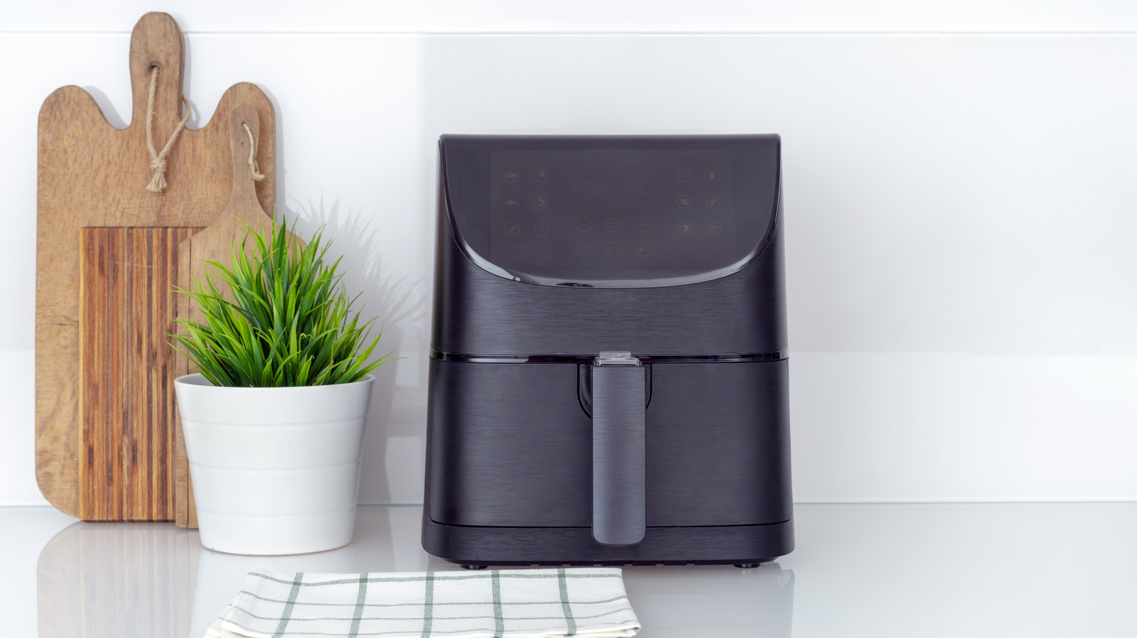 Why You Should Keep Your Air Fryer Unplugged When It's Not In Use