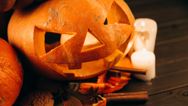 pumpkin candles and cinnamon