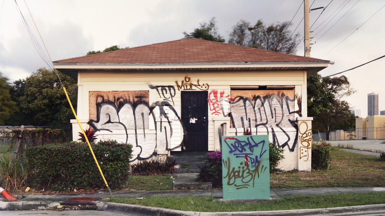 A house covered in graffiti 