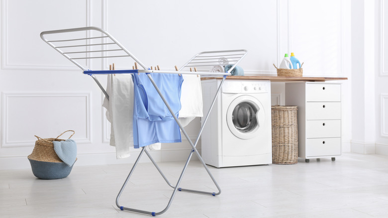 Here's the Right Way to Hang Dry Your Laundry