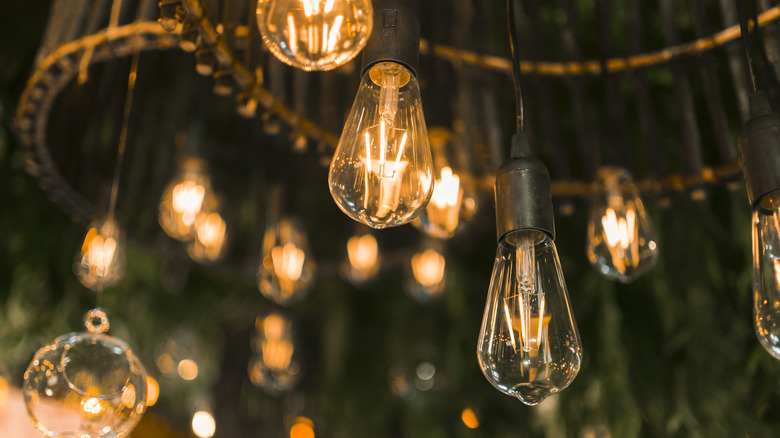 string of incandescent lightbulbs