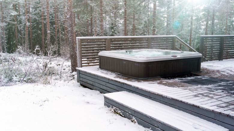 hot tub on snowy porch