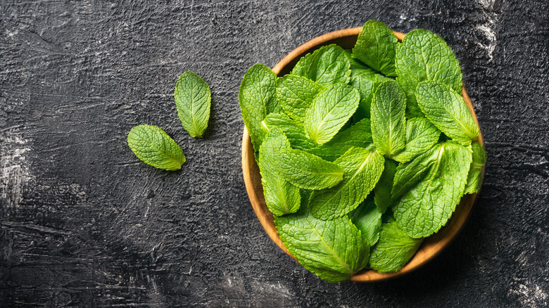 bowl of fresh mint