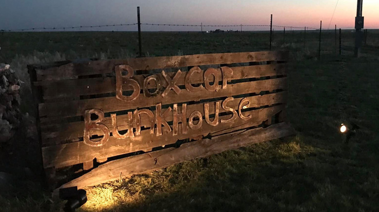 Boxcar Bunkhouse sign