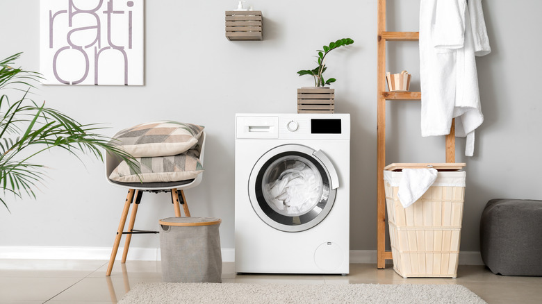 How to hand-wash clothes without a washer - CNET