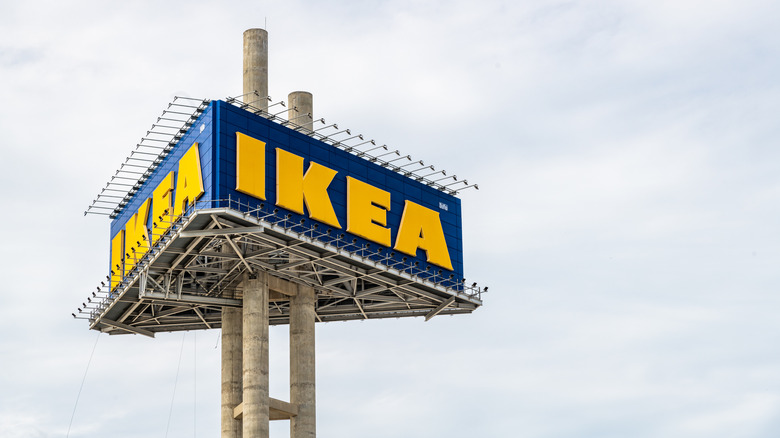 IKEA sign