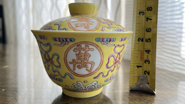 a Qing dynasty birthday bowl with colorful painting