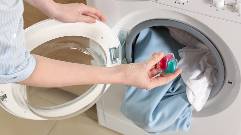 Adding pod to laundry 