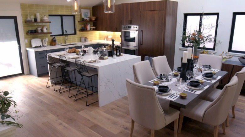 large modern kitchen
