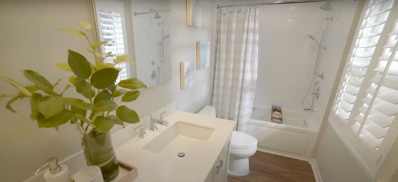 bright modern bathroom