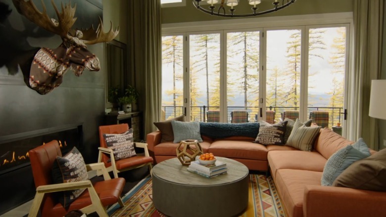 The rustic living room in the 2019 HGTV Dream Home
