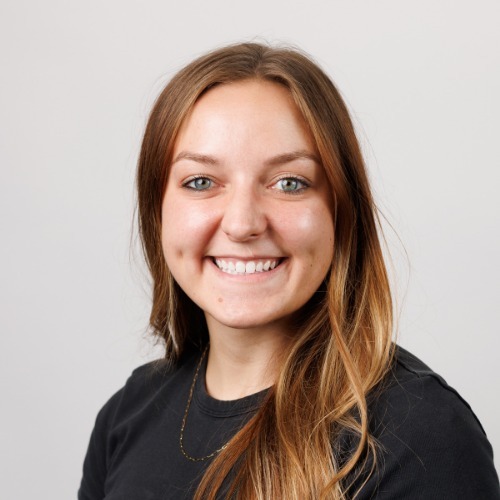 Photo of Sarah Dirks