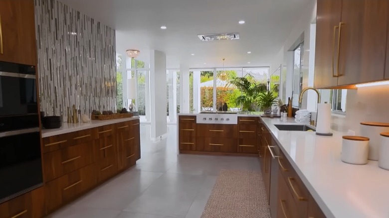 mid-century modern style kitchen